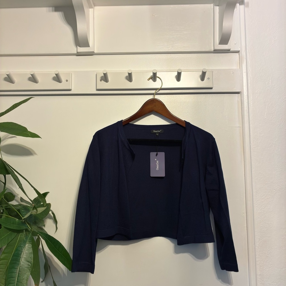 Navy Blue Cropped Cardigan